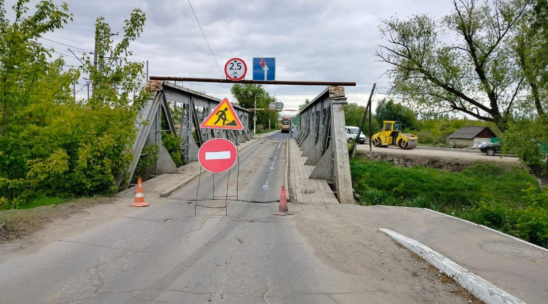 Для жителей Татищева построят пешеходный мост над железной дорогой